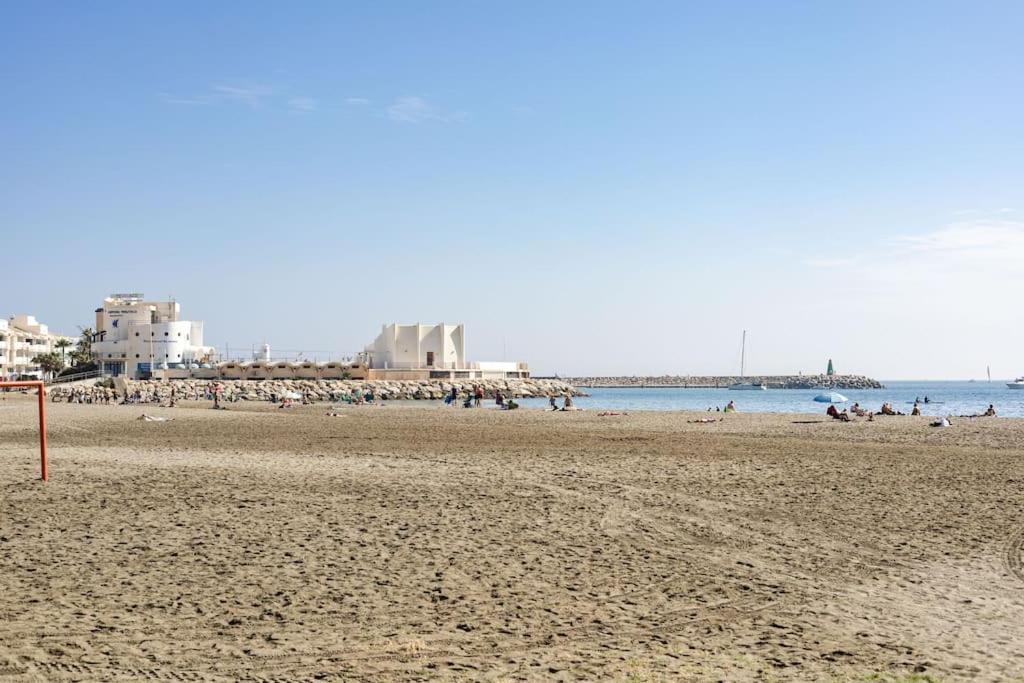 Home Rosa Benalmádena Eksteriør billede