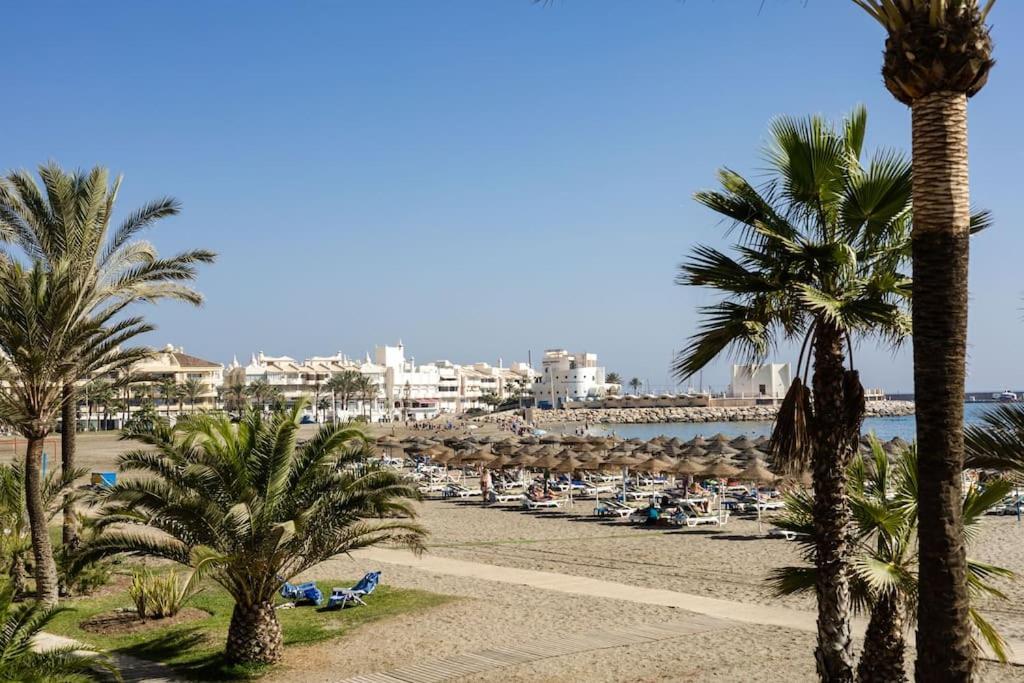 Home Rosa Benalmádena Eksteriør billede